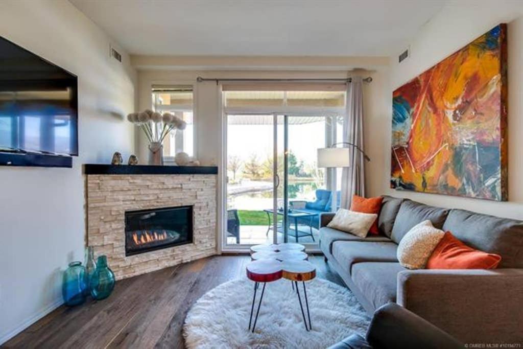 Tranquil Waterfront Condo Kelowna Luaran gambar